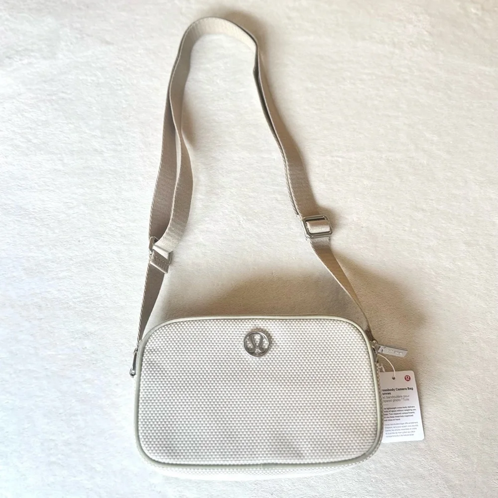 NWT Lululemon Crossbody Camera Bag *Canvas 2L – Movage Tan/Light Ivory/Raw Linen - Picture 7 of 16